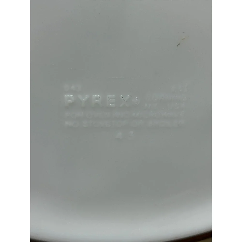 Pyrex Woodland 043 Oval Casserole Dish 1.5 Qt Brown no Lid Vintage Baker